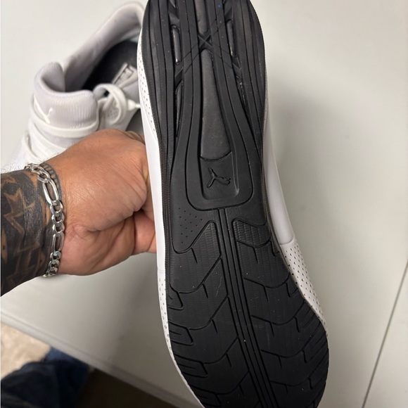 Puma - Picture 6 of 6